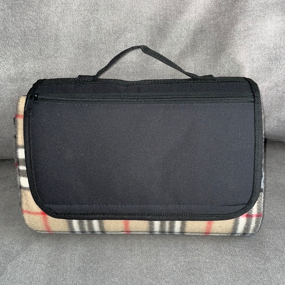 NWOT.  Roll up Carry along blanket.  Waterproof. 60x50”. - Picture 2 of 4